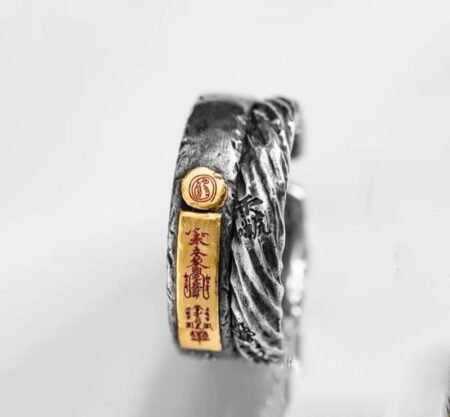 The Mantra of Golden Light Ring
